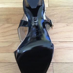 Roger Vivier Shoes - Roger Vivier heels Roger Vivier Shoes - Roger Vivier heels